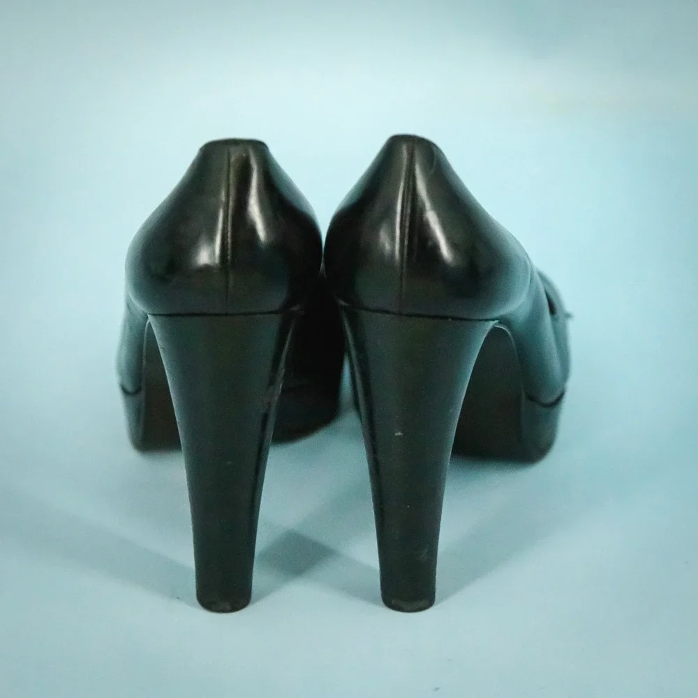 Stuart Weitzman Size 8.5 Black Leather Peep Toe Platform High Heel Pumps Shoes